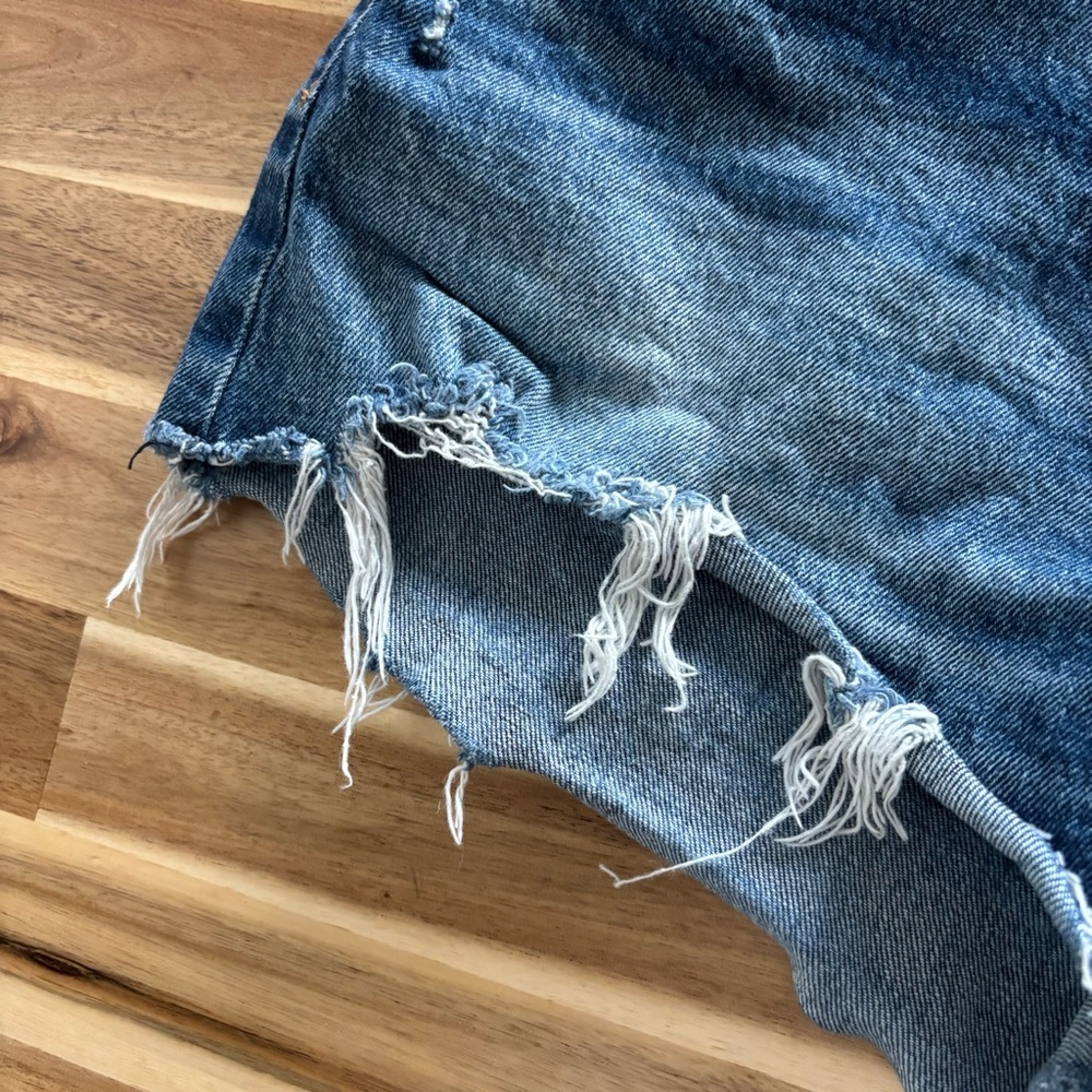 A&F High Rise Mom Shorts - Picture 6 of 9
